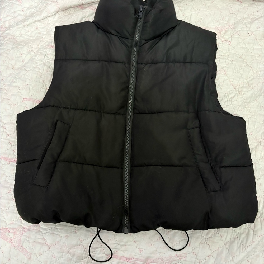 Fashion Nova Black Puffer Vest